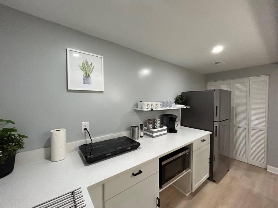 Comfy Lower Lvl Apt With Jetted Tub Near Uptown And Unc Charlotte Dış mekan fotoğraf