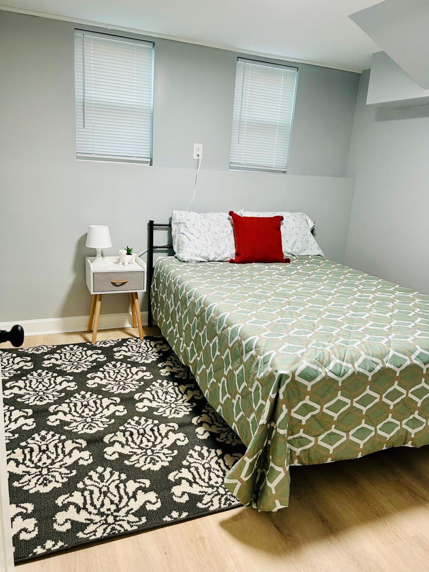 Comfy Lower Lvl Apt With Jetted Tub Near Uptown And Unc Charlotte Dış mekan fotoğraf